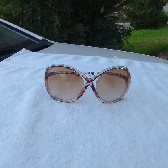 Bundle well-design unique quality sunglass&fashion sunglass, brand new main image 11